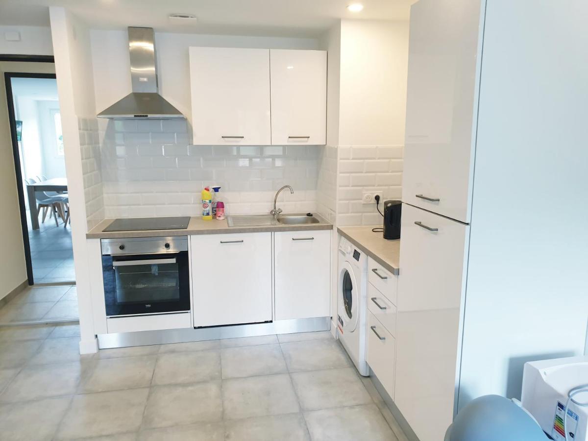 Appartements Renove 2023 Proche Aeroport 5Min, Gare Sncf 2 Min, Tramway Au Pied De L'Immeuble , Parking Possible, Renovated Apartments 2023 Near The Airport 5 Min, Train Station 2 Min, Tram Next To The Building 1 Min, Parking Possible Nice Exterior photo