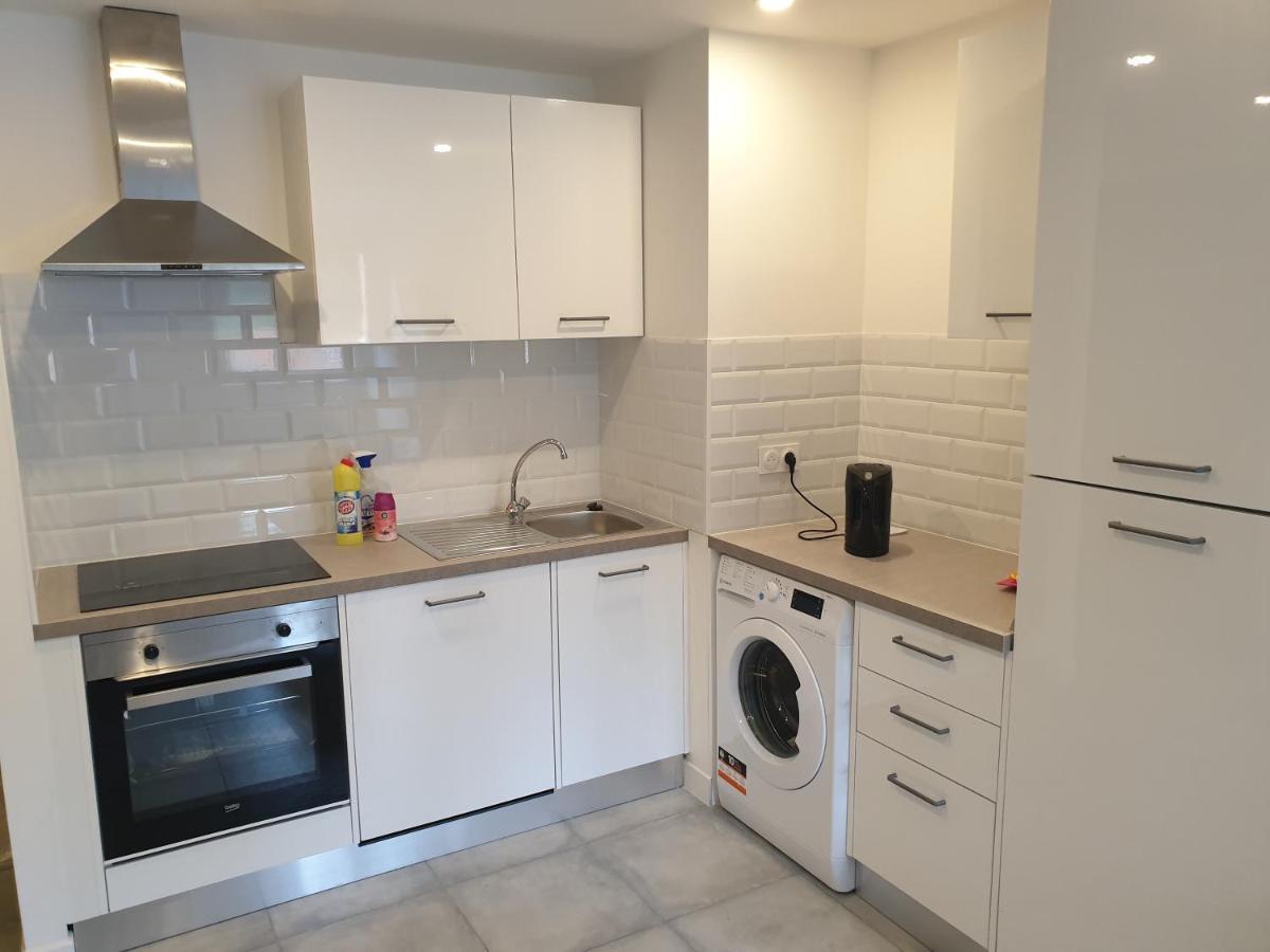 Appartements Renove 2023 Proche Aeroport 5Min, Gare Sncf 2 Min, Tramway Au Pied De L'Immeuble , Parking Possible, Renovated Apartments 2023 Near The Airport 5 Min, Train Station 2 Min, Tram Next To The Building 1 Min, Parking Possible Nice Exterior photo