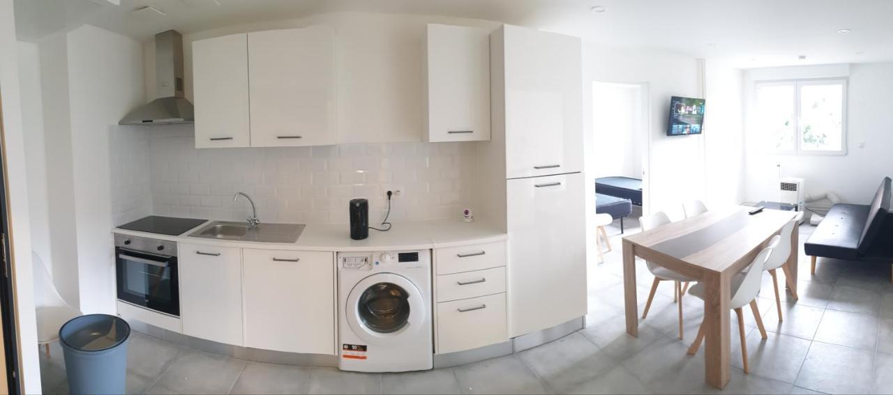 Appartements Renove 2023 Proche Aeroport 5Min, Gare Sncf 2 Min, Tramway Au Pied De L'Immeuble , Parking Possible, Renovated Apartments 2023 Near The Airport 5 Min, Train Station 2 Min, Tram Next To The Building 1 Min, Parking Possible Nice Exterior photo