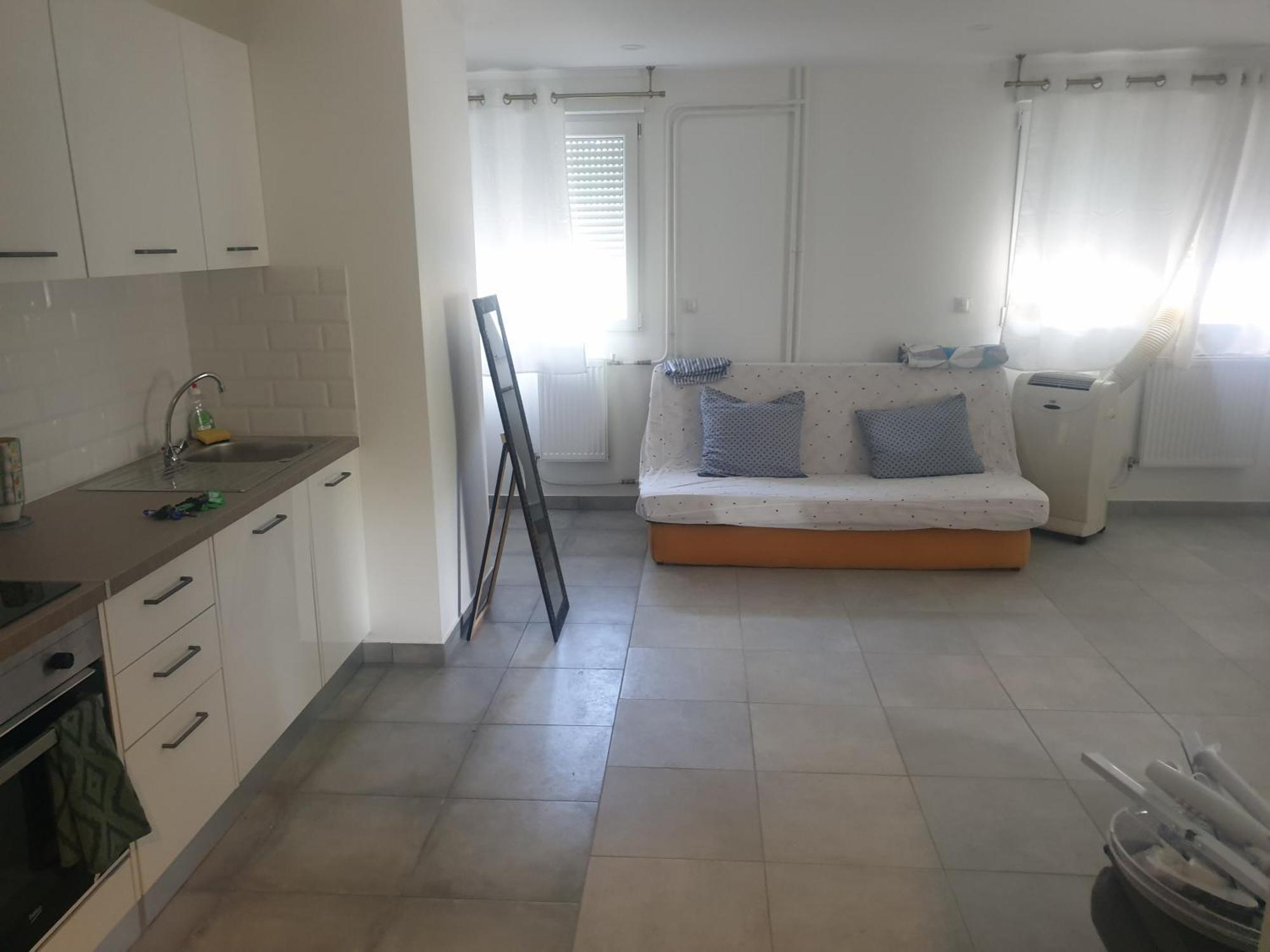 Appartements Renove 2023 Proche Aeroport 5Min, Gare Sncf 2 Min, Tramway Au Pied De L'Immeuble , Parking Possible, Renovated Apartments 2023 Near The Airport 5 Min, Train Station 2 Min, Tram Next To The Building 1 Min, Parking Possible Nice Room photo